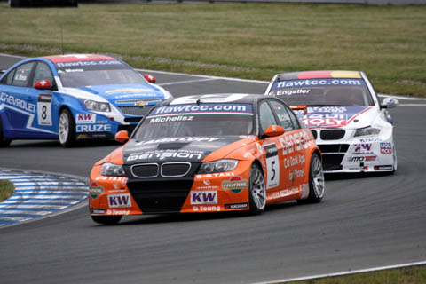 2011_michelisz_r2_leiding